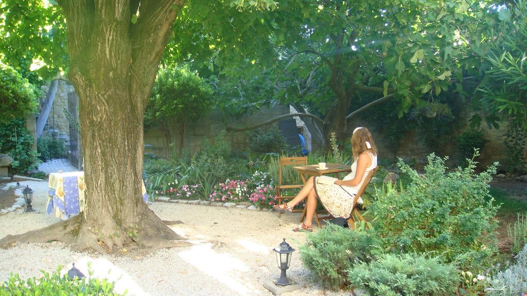 Le Richelieu Bed & Breakfast Uzes Exterior photo