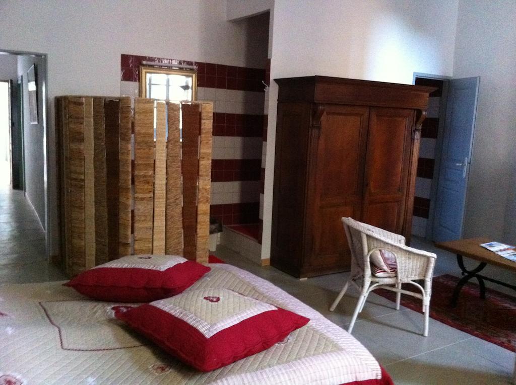 Le Richelieu Bed & Breakfast Uzes Room photo