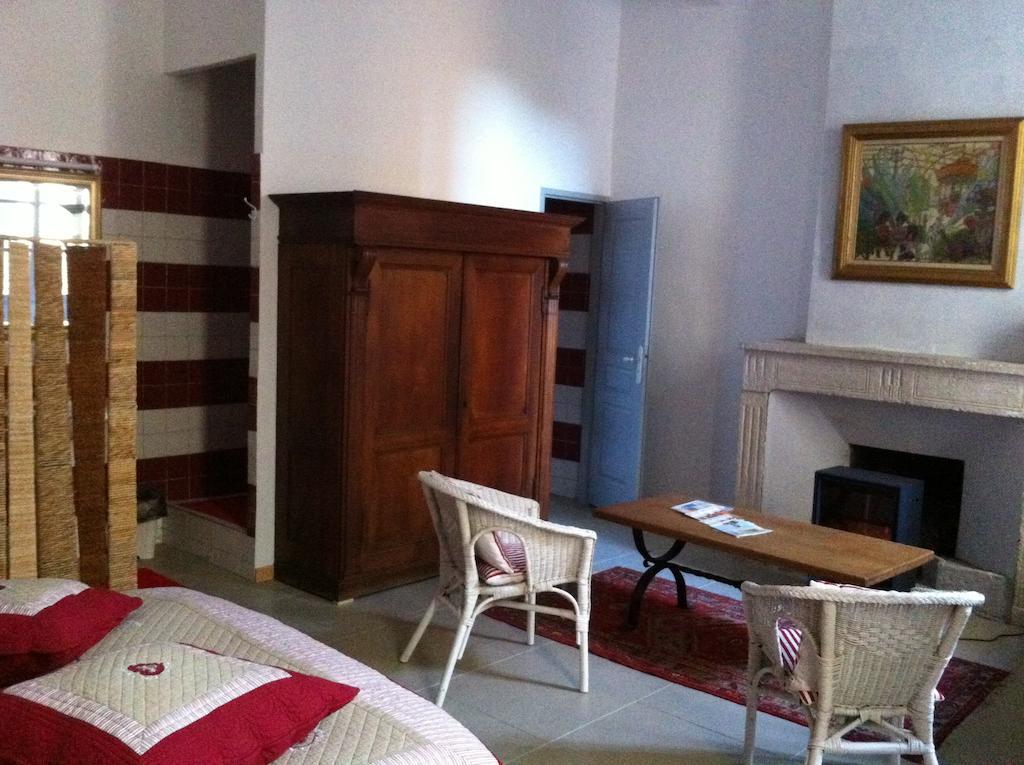 Le Richelieu Bed & Breakfast Uzes Exterior photo