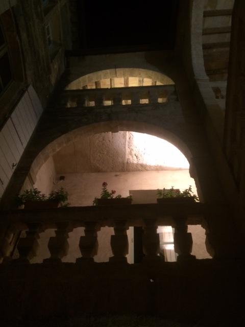 Le Richelieu Bed & Breakfast Uzes Exterior photo